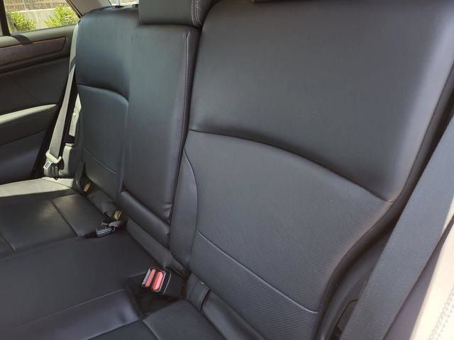 Used 2018 Subaru Outback 2.5i Limited AWD/4WD image 14