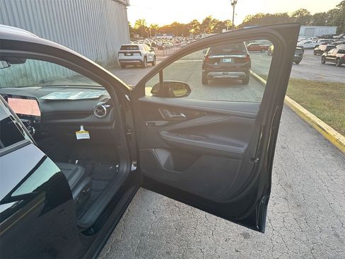 New 2025 Chevrolet Blazer EV LT w/ Super Cruise Package image 30