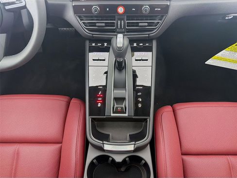 New 2026 Porsche Macan S AWD/4WD image 20