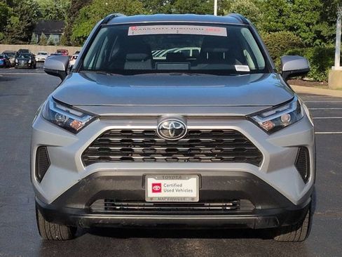 Used 2024 Toyota RAV4 XLE FWD image 4