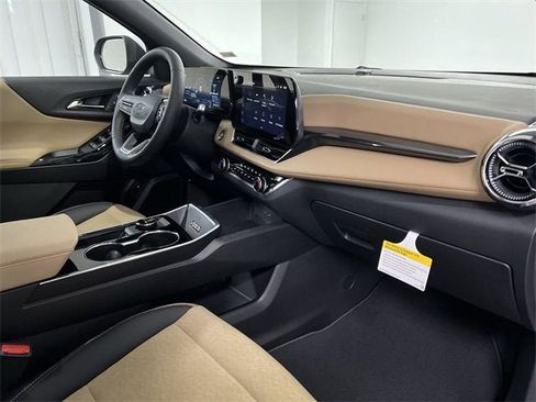 New 2026 Chevrolet Equinox ACTIV image 29