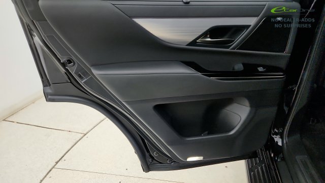 Used 2022 Lexus LX 600 F Sport w/ Accessory Package (Z1) AWD/4WD image 49