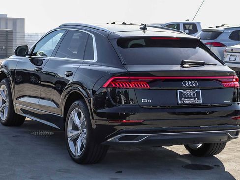 Used 2022 Audi Q8 Premium Plus image 6