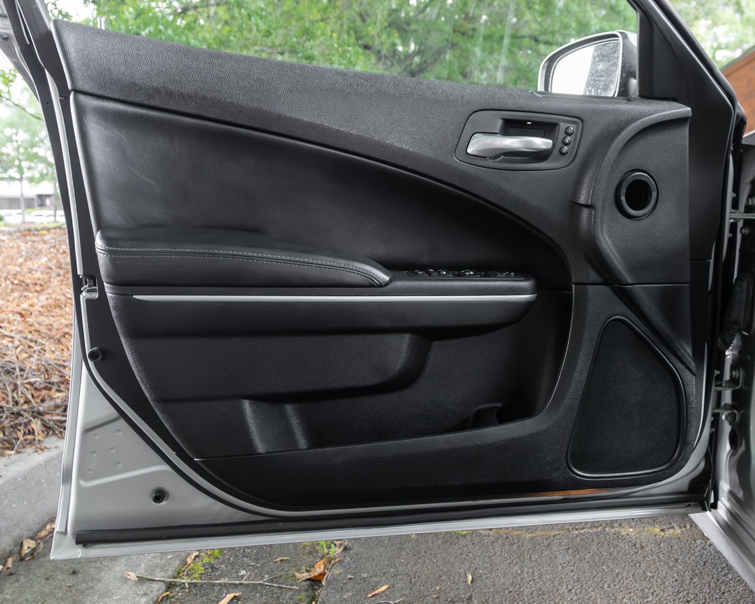 Used 2021 Dodge Charger SXT w/ Leather Interior Group RWD image 31