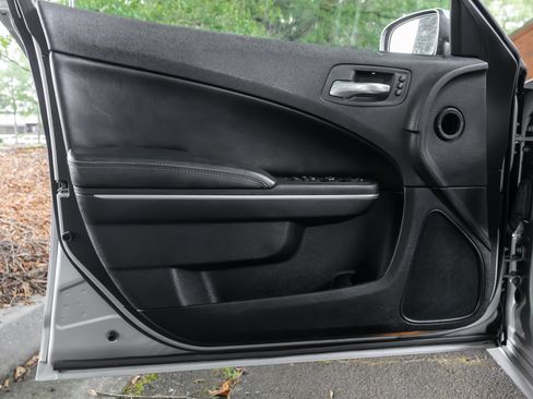 Used 2021 Dodge Charger SXT w/ Leather Interior Group RWD image 31