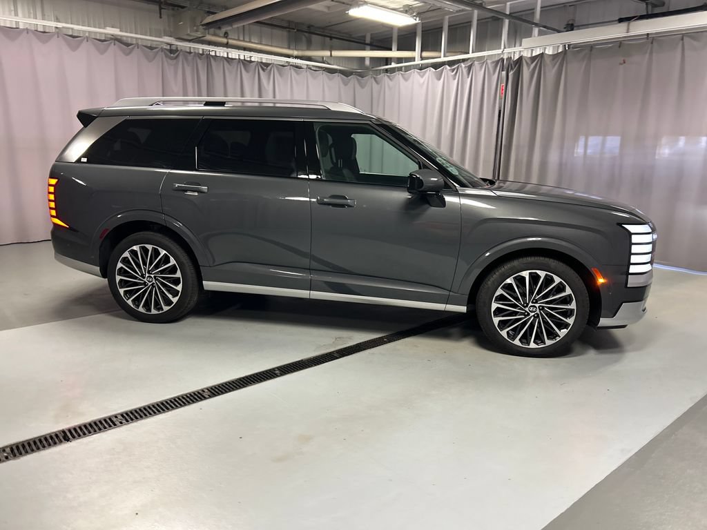 Used 2026 Hyundai Palisade Calligraphy AWD/4WD image 8