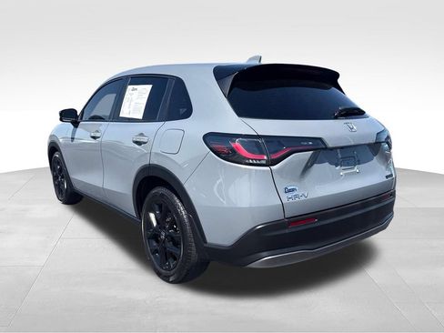 Used 2025 Honda HR-V Sport image 3
