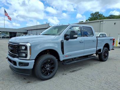 New 2026 Ford F250 Lariat w/ Black Appearance Package