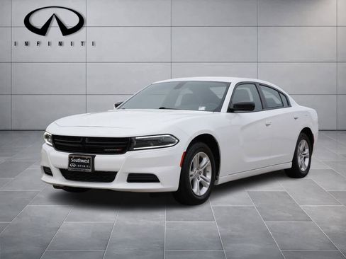 Used 2023 Dodge Charger SXT image 1