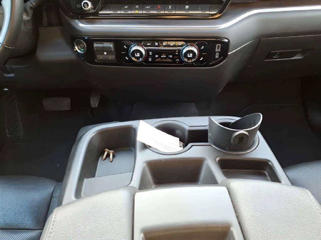 Used 2025 GMC Sierra 1500 SLT RWD image 12