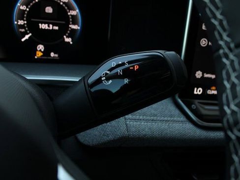 New 2025 Volkswagen Tiguan S FWD image 10
