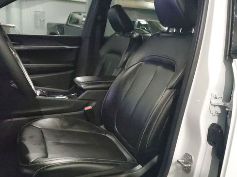 Used 2025 Jeep Grand Cherokee L Limited image 20