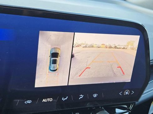 Used 2025 Chevrolet Blazer EV LT image 21