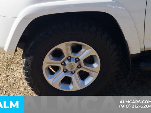 Used 2022 Toyota 4Runner SR5 image 13