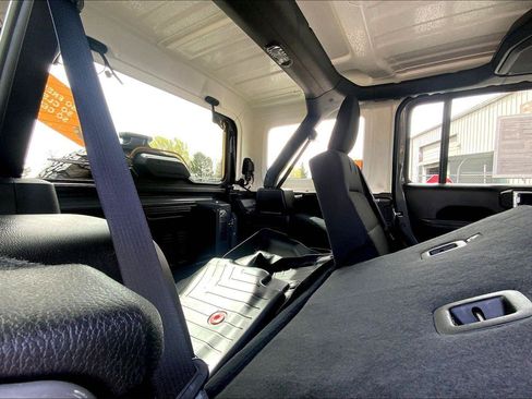 Certified 2022 Jeep Wrangler Unlimited Rubicon 4xe w/ Safety Group image 28