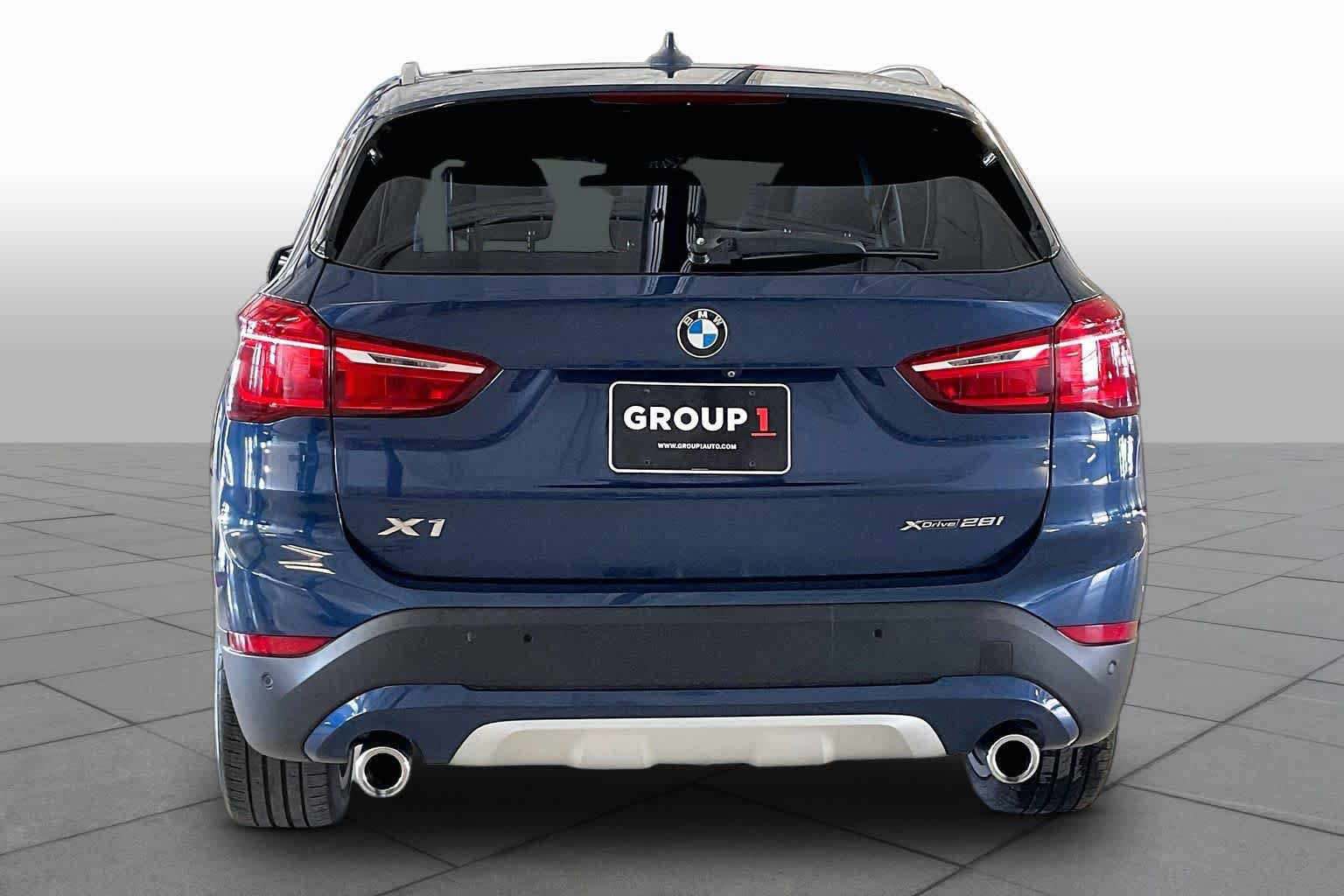Used 2022 BMW X1 xDrive28i w/ Convenience Package AWD/4WD image 4