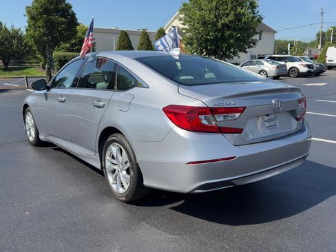 Used 2019 Honda Accord LX image 6
