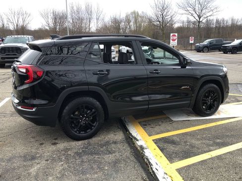 Used 2022 GMC Terrain AT4 AWD/4WD image 8