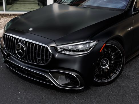 Used 2026 Mercedes-Benz S 63 AMG S image 2