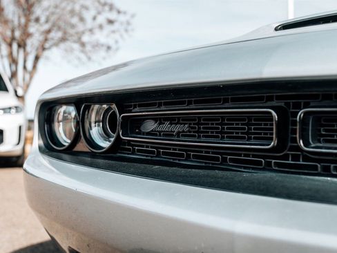 Used 2019 Dodge Challenger R/T w/ Plus Package image 11