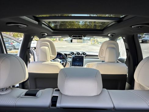 Certified 2026 Mercedes-Benz GLC 300 image 9