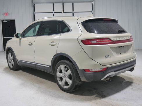 Used 2018 Lincoln MKC Premiere image 7