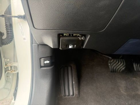 Used 2022 Nissan Altima 2.5 AWD/4WD image 12