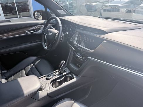 Used 2024 Cadillac XT6 Sport w/ Platinum Package AWD/4WD image 15