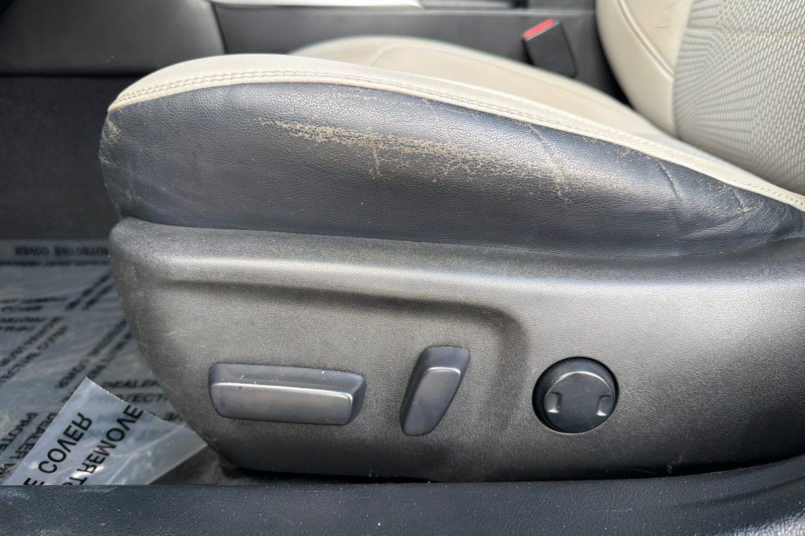 Used 2016 Toyota Camry SE FWD image 15
