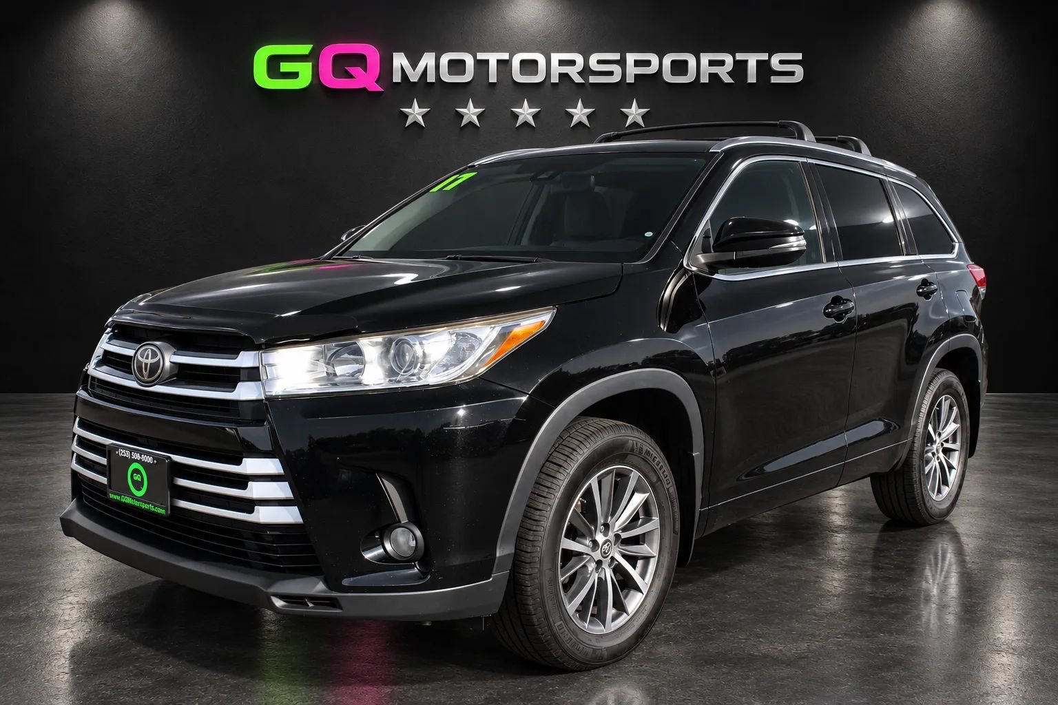 Used 2017 Toyota Highlander XLE AWD/4WD image 4