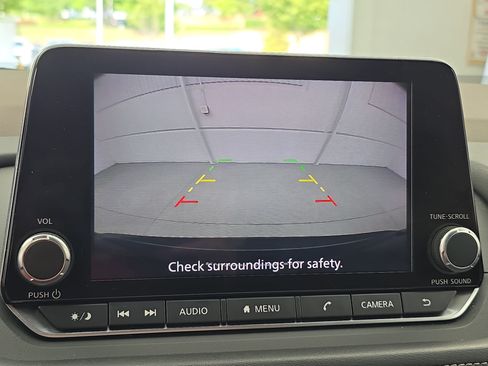 Certified 2023 Nissan Rogue SV w/ SV Premium B Package FWD image 22