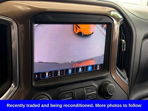 Used 2020 Chevrolet Silverado 1500 High Country w/ Technology Package AWD/4WD image 23