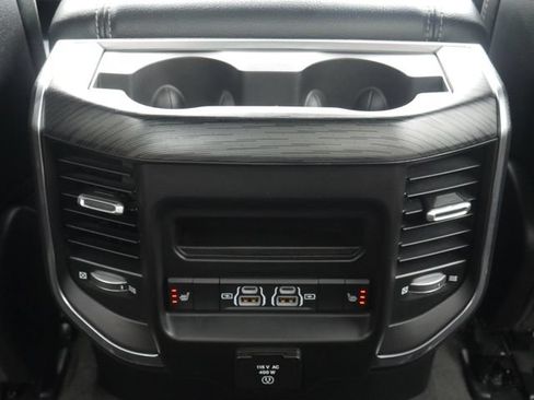 Used 2024 RAM 1500 Laramie AWD/4WD image 28