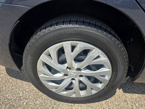 Used 2019 Toyota Corolla LE FWD image 20