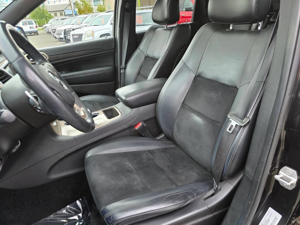 Used 2015 Jeep Grand Cherokee Altitude AWD/4WD image 23