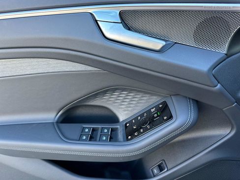 New 2026 Audi A6 Premium Plus image 10