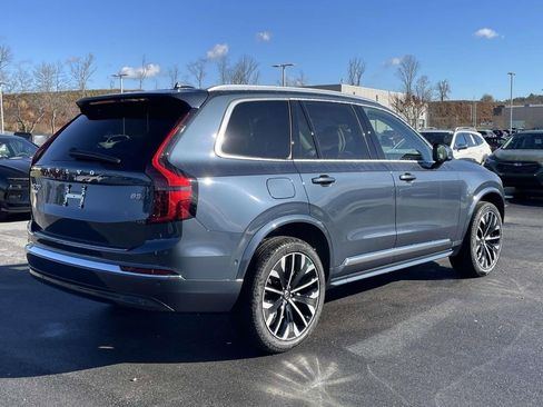 New 2026 Volvo XC90 B5 Ultra image 28