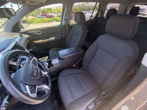 Used 2021 GMC Acadia SLE FWD image 11