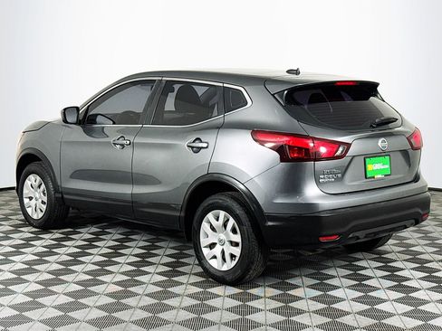 Used 2019 Nissan Rogue Sport S image 6