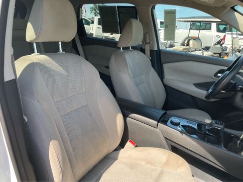 Used 2024 Nissan Rogue SV AWD/4WD image 26