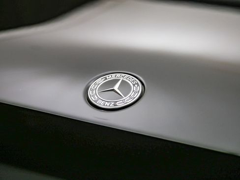 Used 2025 Mercedes-Benz G 550 image 8