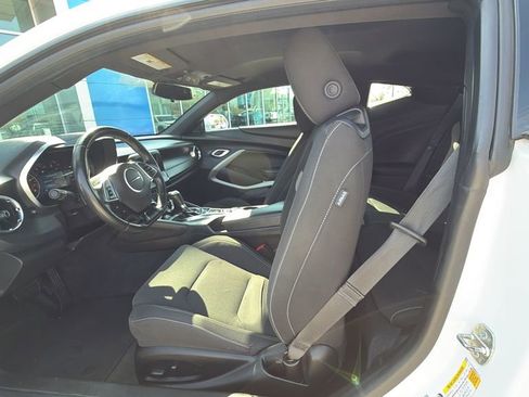 Used 2023 Chevrolet Camaro LT image 10