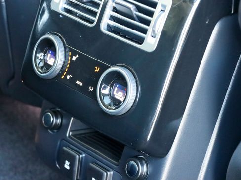 Used 2018 Land Rover Range Rover HSE image 40