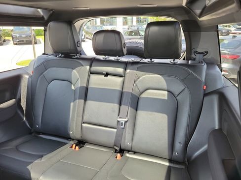 Used 2023 Land Rover Defender 90 X-Dynamic SE image 22