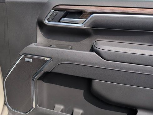 New 2026 Chevrolet Silverado 1500 RST AWD/4WD image 39
