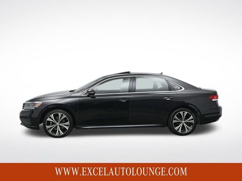 Used 2020 Volkswagen Passat 2.0T SEL image 3