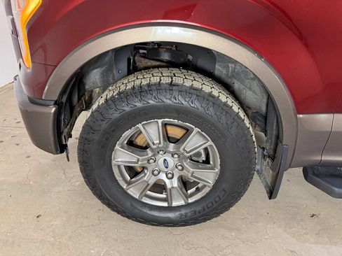 Used 2016 Ford F150 Lariat w/ Equipment Group 502A Luxury AWD/4WD image 29