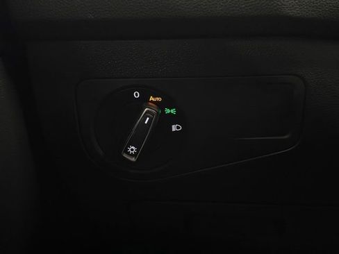 Used 2024 Volkswagen Tiguan Wolfsburg Edition image 29