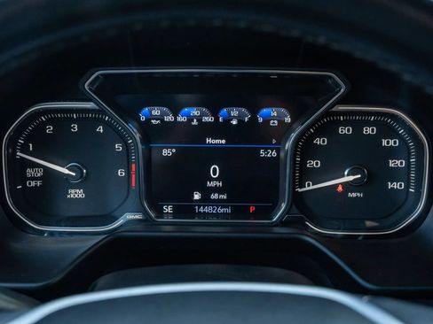 Used 2021 GMC Yukon SLT RWD image 18