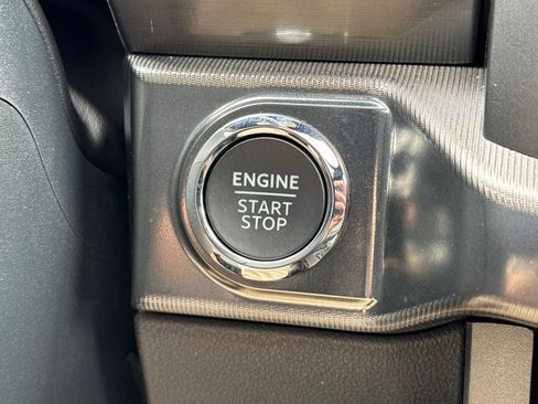 New 2025 Ford F150 Lariat w/ Equipment Group 501A Mid image 21